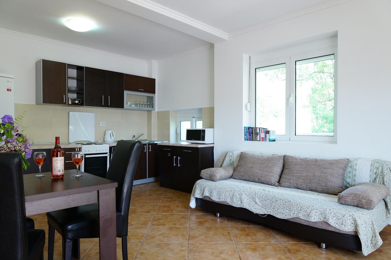 Apart Hotel Forte Roses Montenegro Ko Buljarica Petrovac ภายนอก รูปภาพ