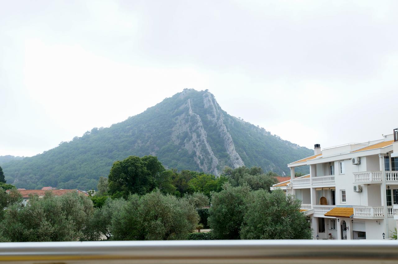 Apart Hotel Forte Roses Montenegro Ko Buljarica Petrovac ภายนอก รูปภาพ